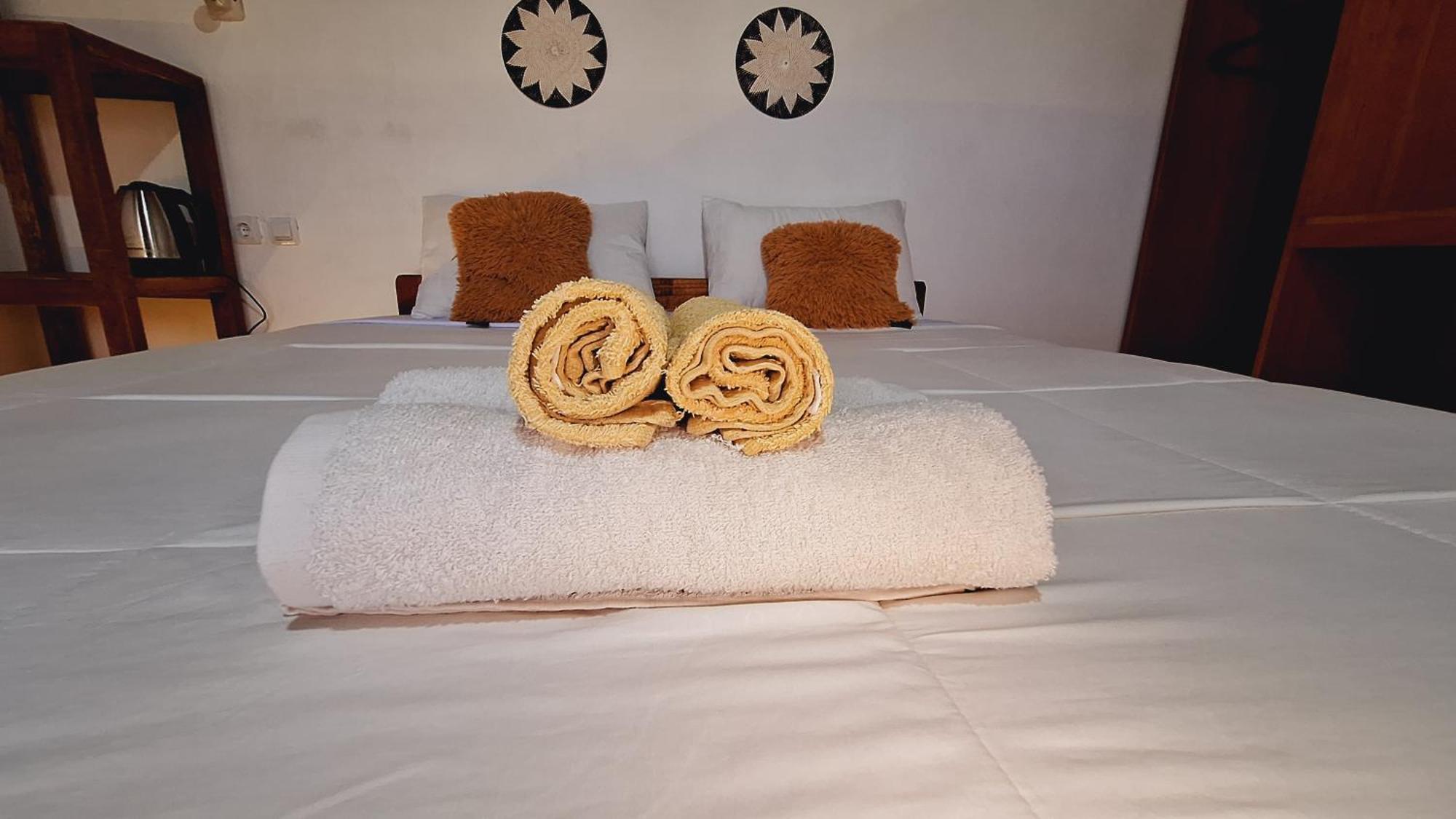 Bunga Maliq Bungalow Lombok Тетебату Номер фото