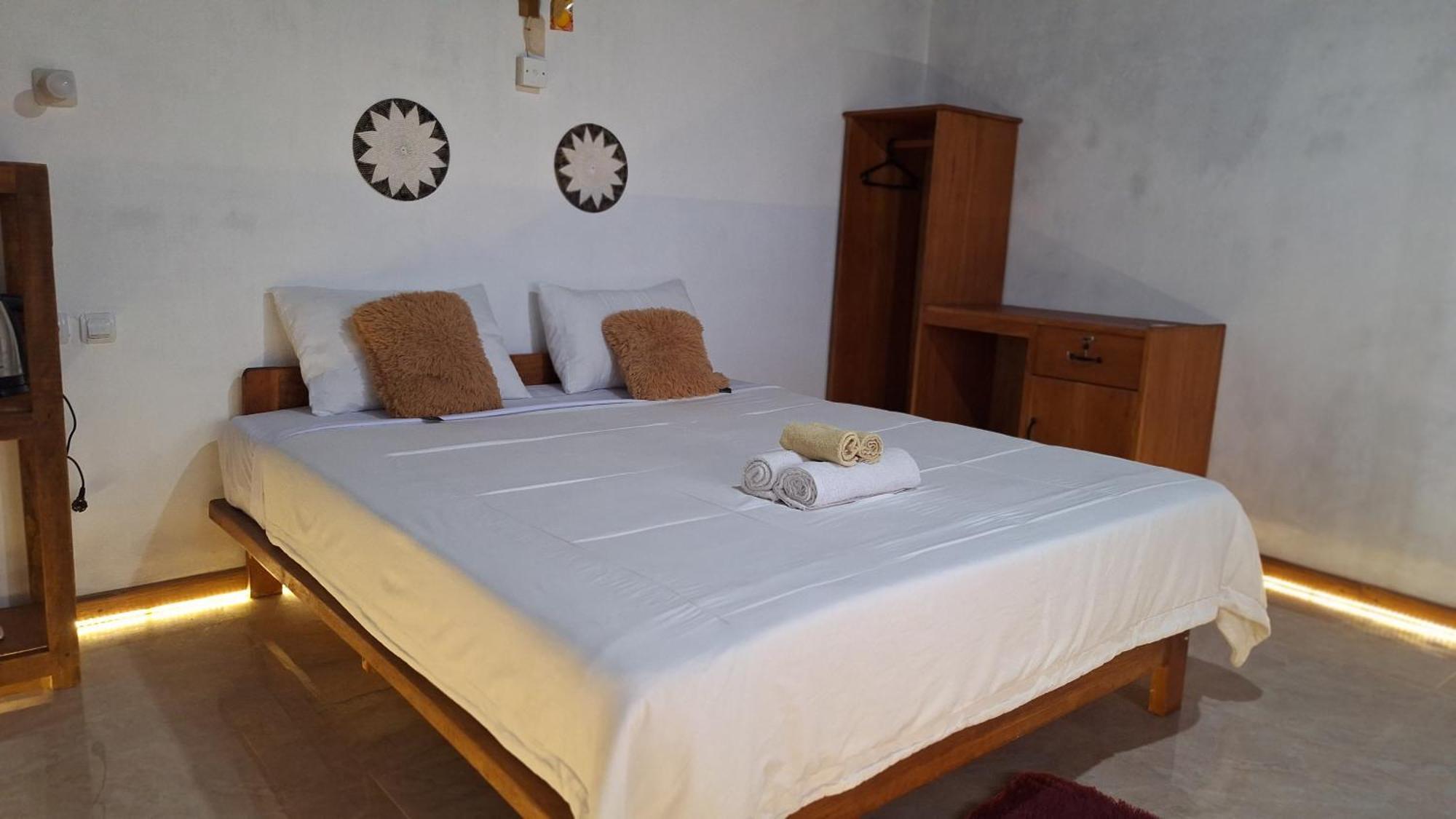 Bunga Maliq Bungalow Lombok Тетебату Екстер'єр фото